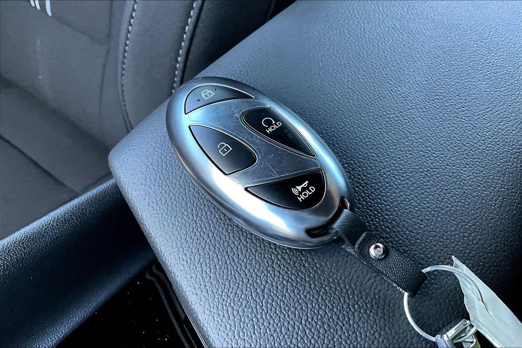 New 2025 Hyundai Elantra SEL image 30