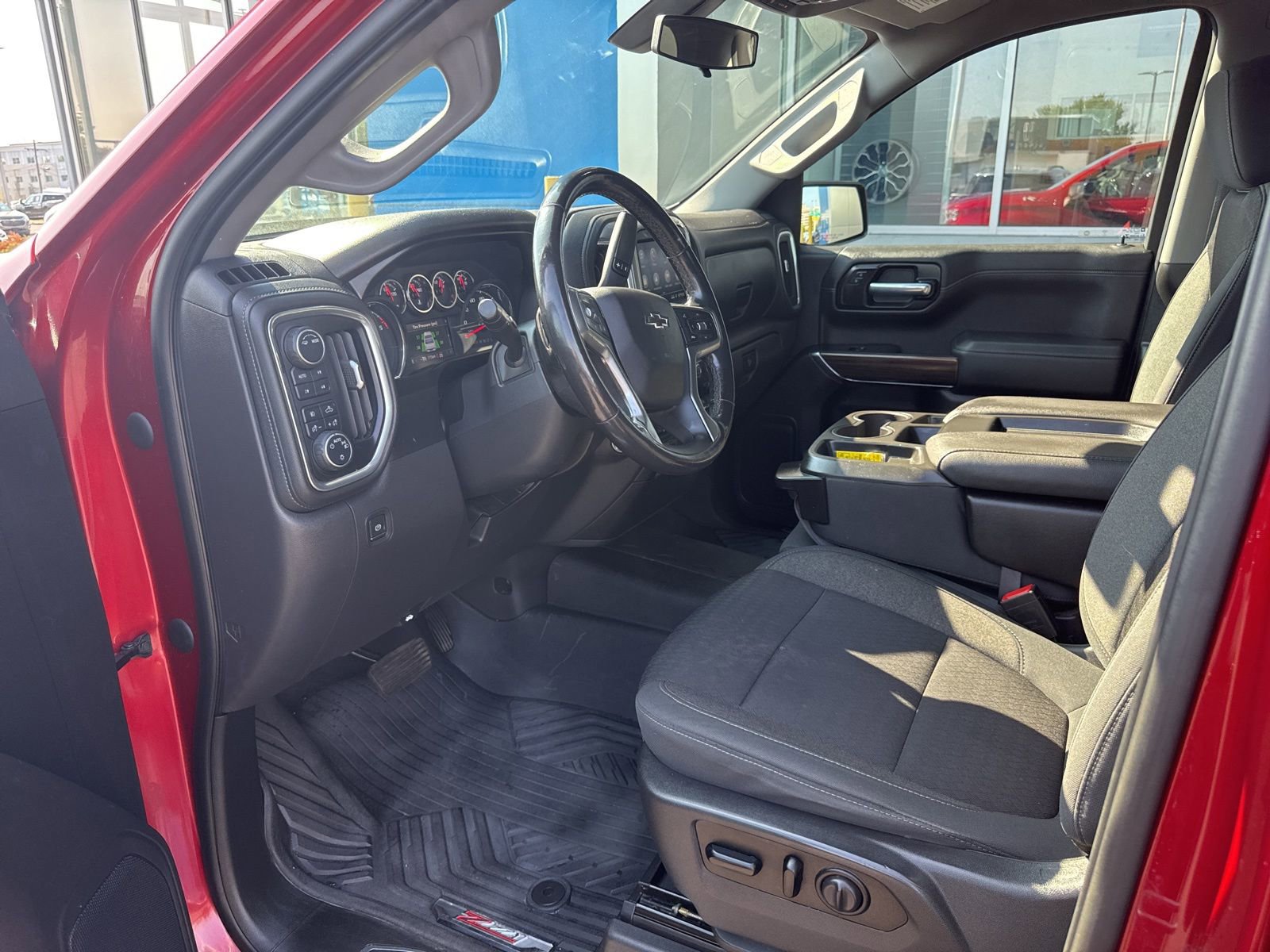 Used 2021 Chevrolet Silverado 1500 RST image 19