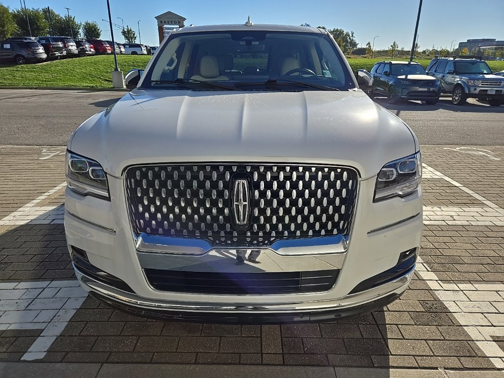 Used 2022 Lincoln Navigator L Black Label AWD/4WD image 2