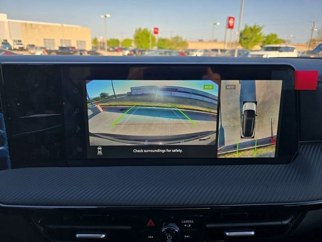 New 2026 Nissan Kicks SR image 9