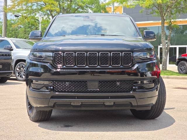 Used 2025 Jeep Wagoneer L Series II w/ Premium Group I AWD/4WD image 3
