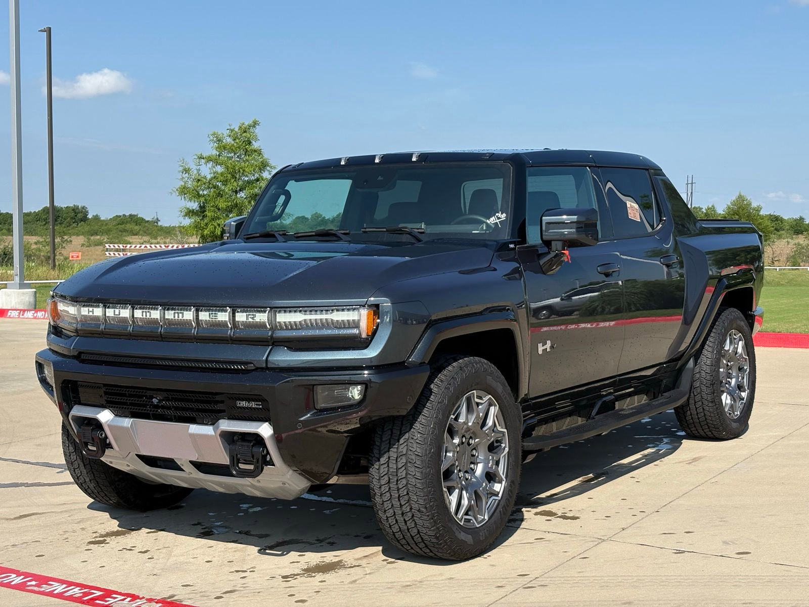 Used 2025 GMC Hummer EV 3X AWD/4WD image 3