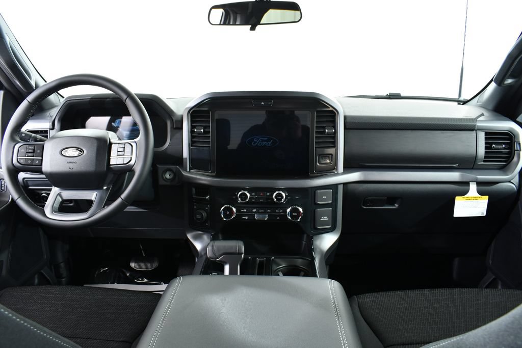 New 2026 Ford F150 XLT w/ XLT Black Appearance Package AWD/4WD image 7
