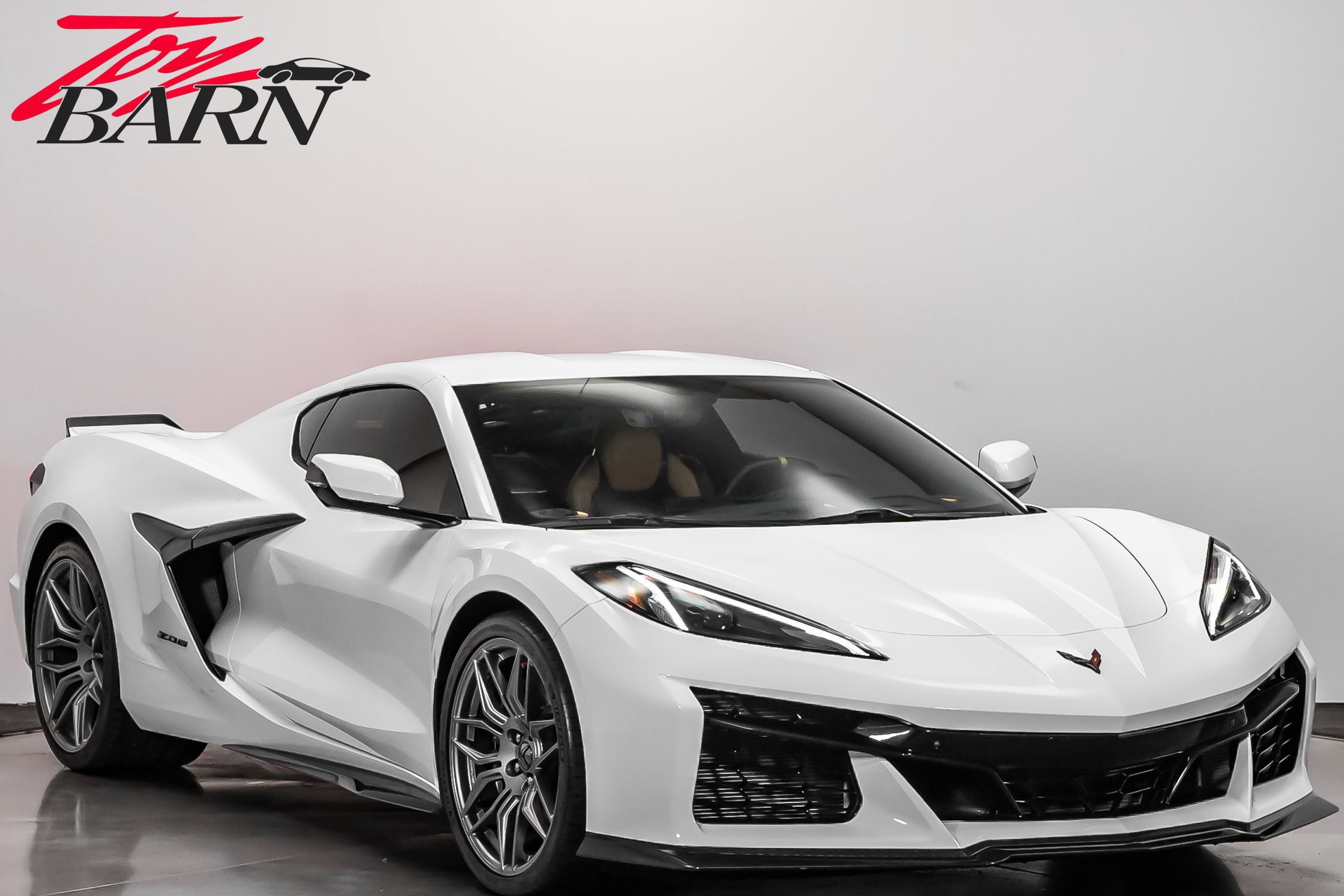 Used 2023 Chevrolet Corvette Z06 w/ Engine Appearance Package image 15