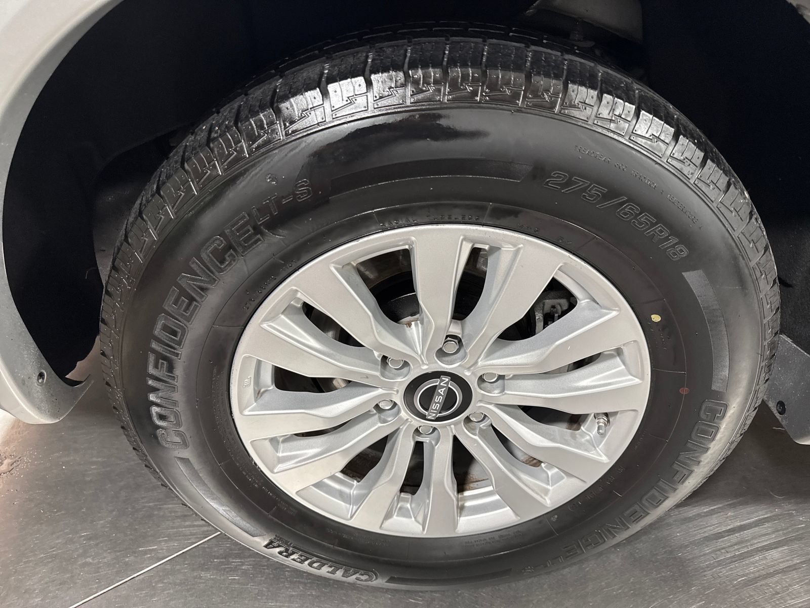 Used 2021 Nissan Armada SV AWD/4WD image 13