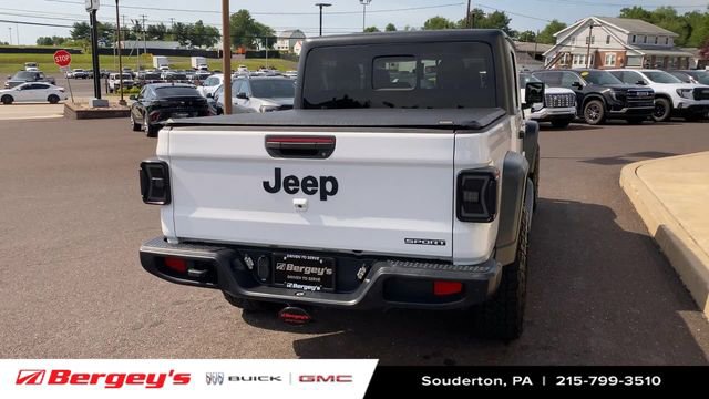 Used 2020 Jeep Gladiator Sport w/ Quick Order Package 24S AWD/4WD image 8