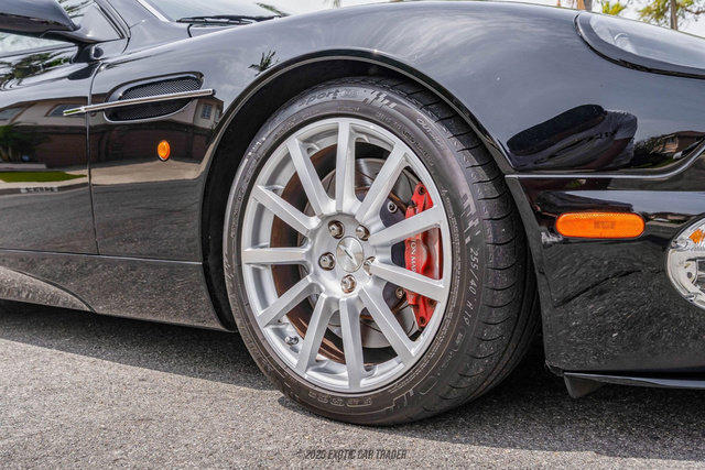 Used 2005 Aston Martin Vanquish S RWD image 55