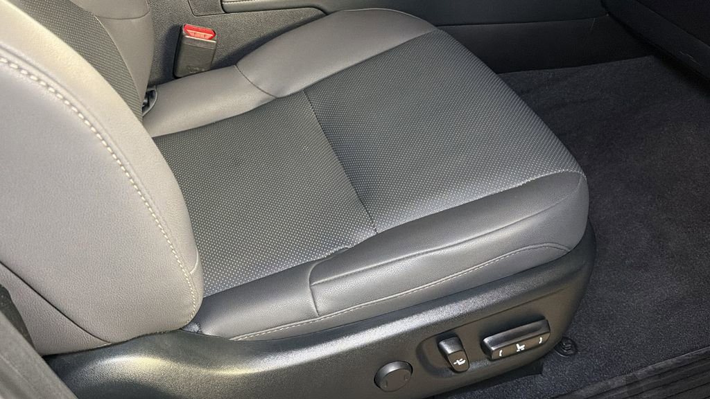 Certified 2023 Lexus GX 460 Premium w/ Premium Package image 12