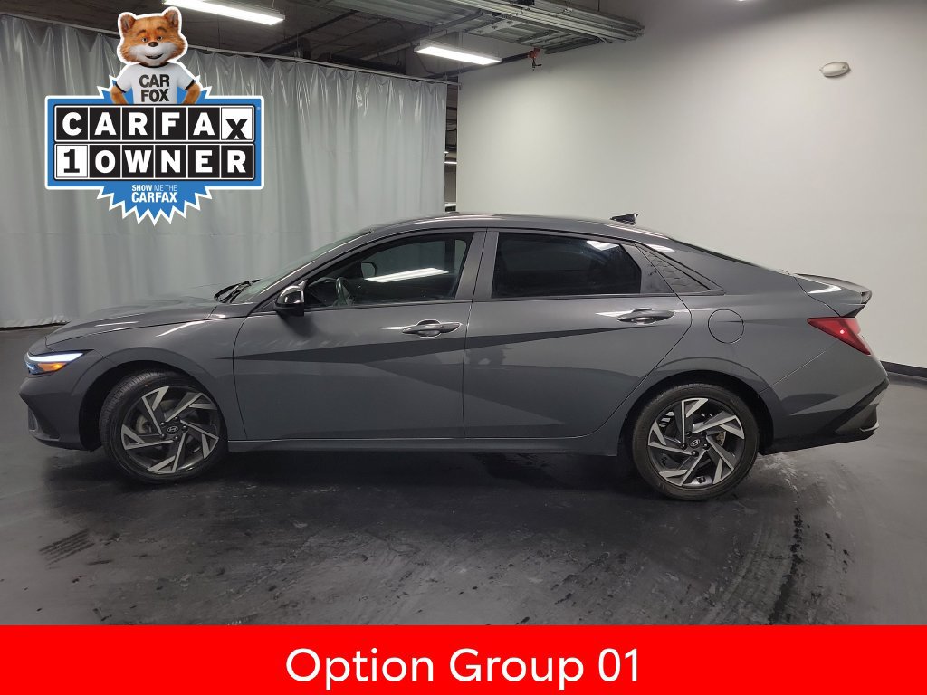 Used 2025 Hyundai Elantra Sport FWD image 5