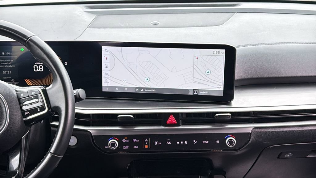 Used 2024 Kia Sorento S image 19