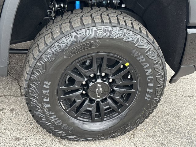 New 2026 Chevrolet Silverado 2500 ZR2 image 6
