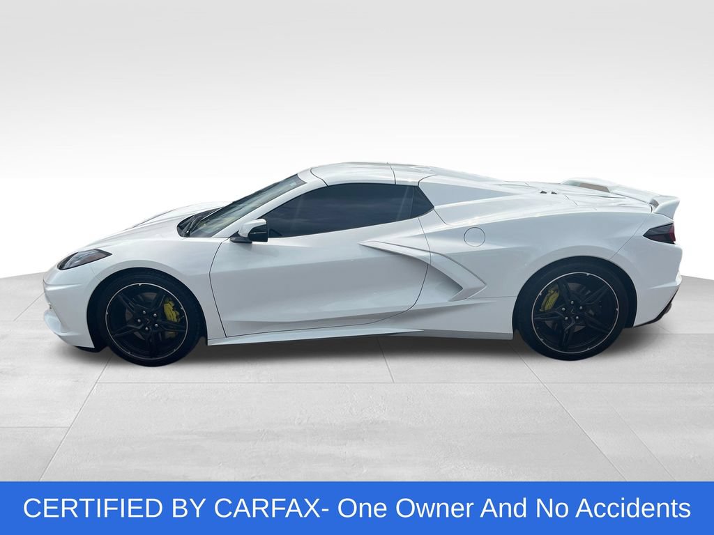 Used 2021 Chevrolet Corvette Stingray Premium Conv w/ Z51 Performance Package RWD image 2