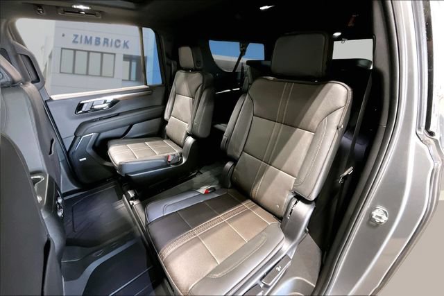 New 2026 Chevrolet Suburban High Country w/ Sun And Tow Package AWD/4WD image 10