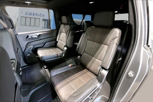New 2026 Chevrolet Suburban High Country w/ Sun And Tow Package AWD/4WD image 10