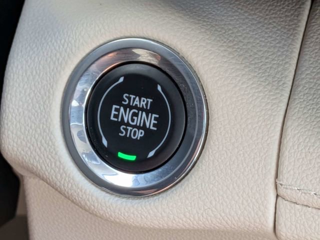 Used 2023 Buick Envision Avenir image 32