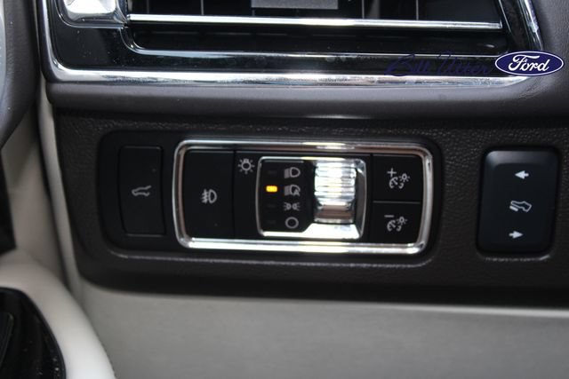 Used 2024 Lincoln Navigator Black Label AWD/4WD image 23