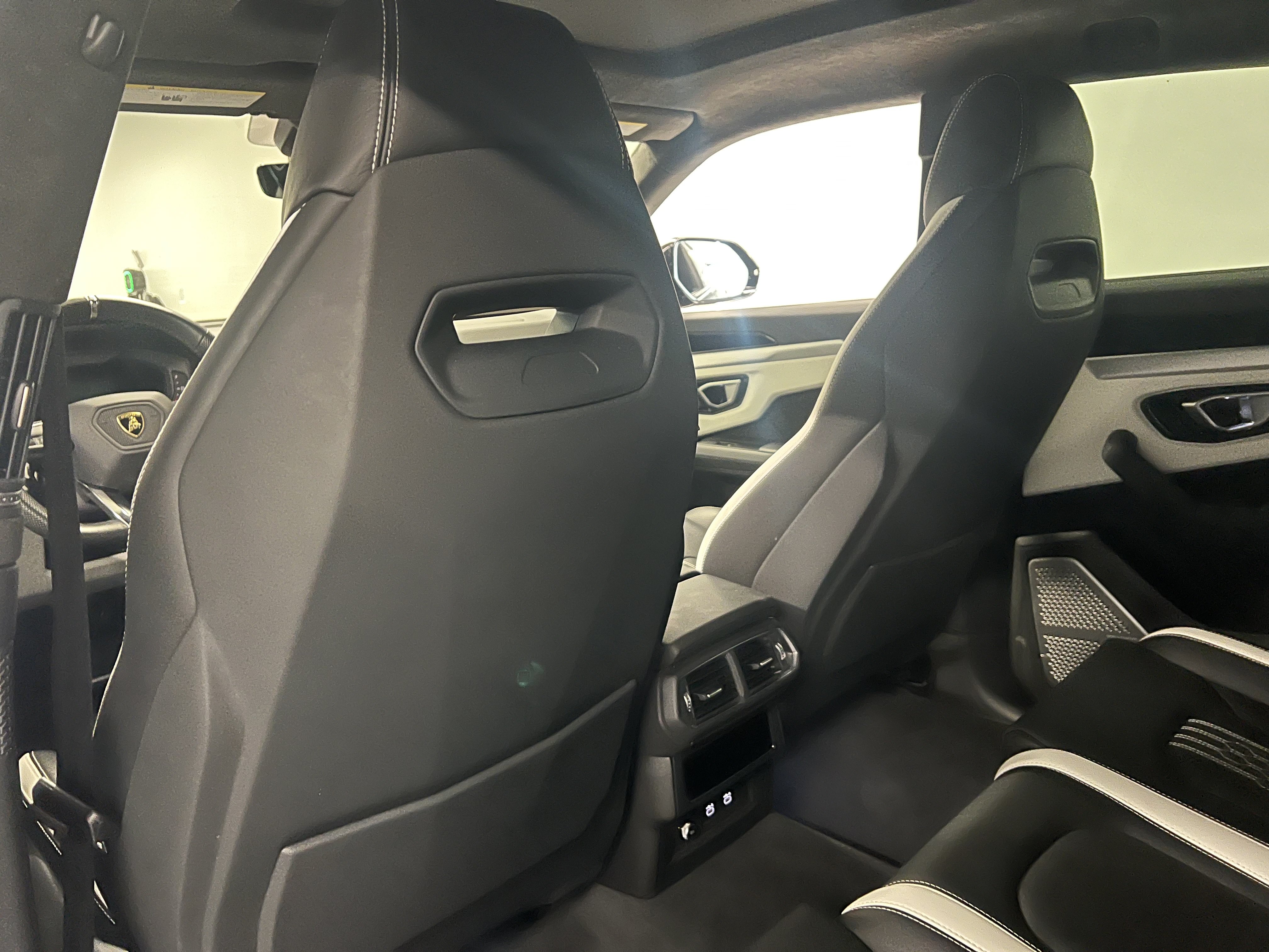 Used 2023 Lamborghini Urus S AWD/4WD image 16