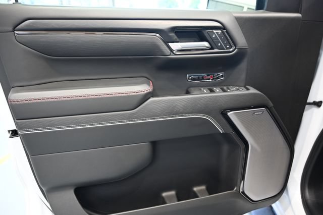 Used 2025 GMC Sierra 1500 AT4X AWD/4WD image 30
