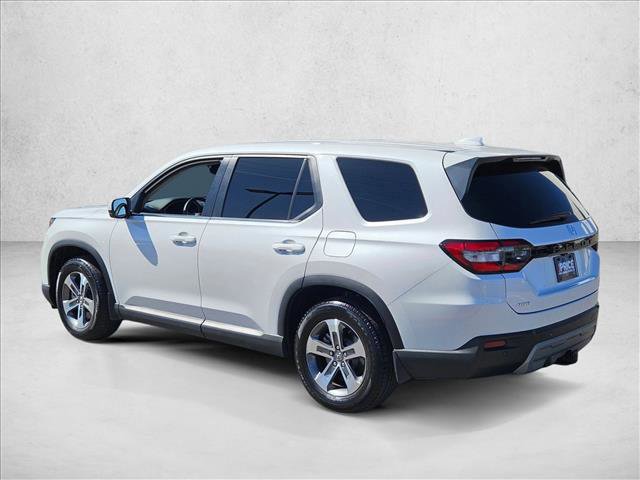 Used 2025 Honda Pilot EX-L image 8