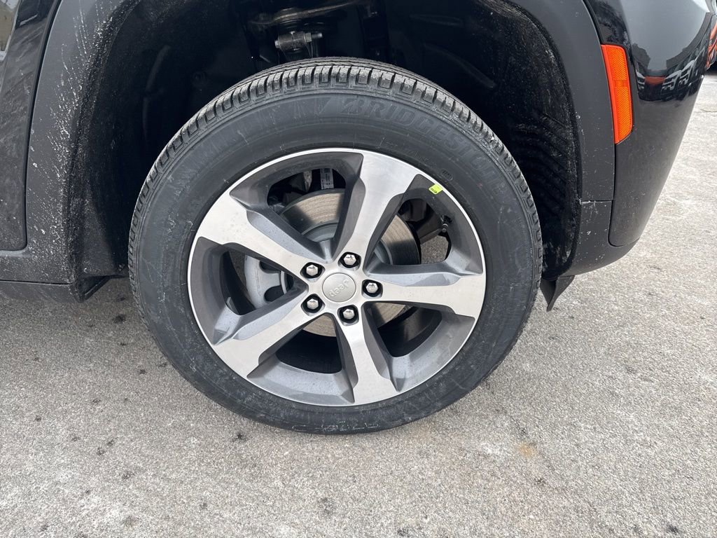 New 2026 Jeep Grand Cherokee Limited image 9