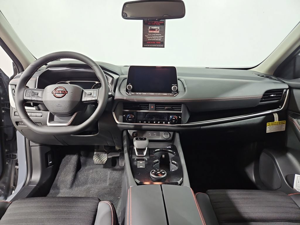 New 2026 Nissan Rogue SV AWD/4WD image 17