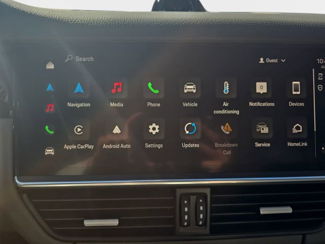 Used 2023 Porsche Cayenne Platinum Edition image 24