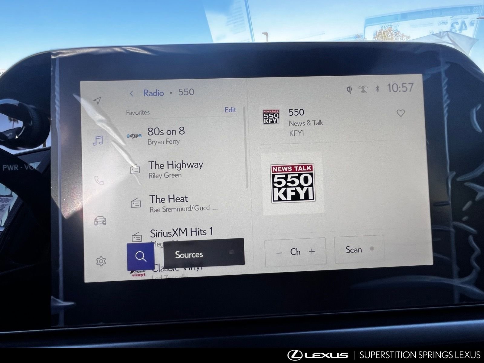 New 2026 Lexus UX 300h FWD image 15