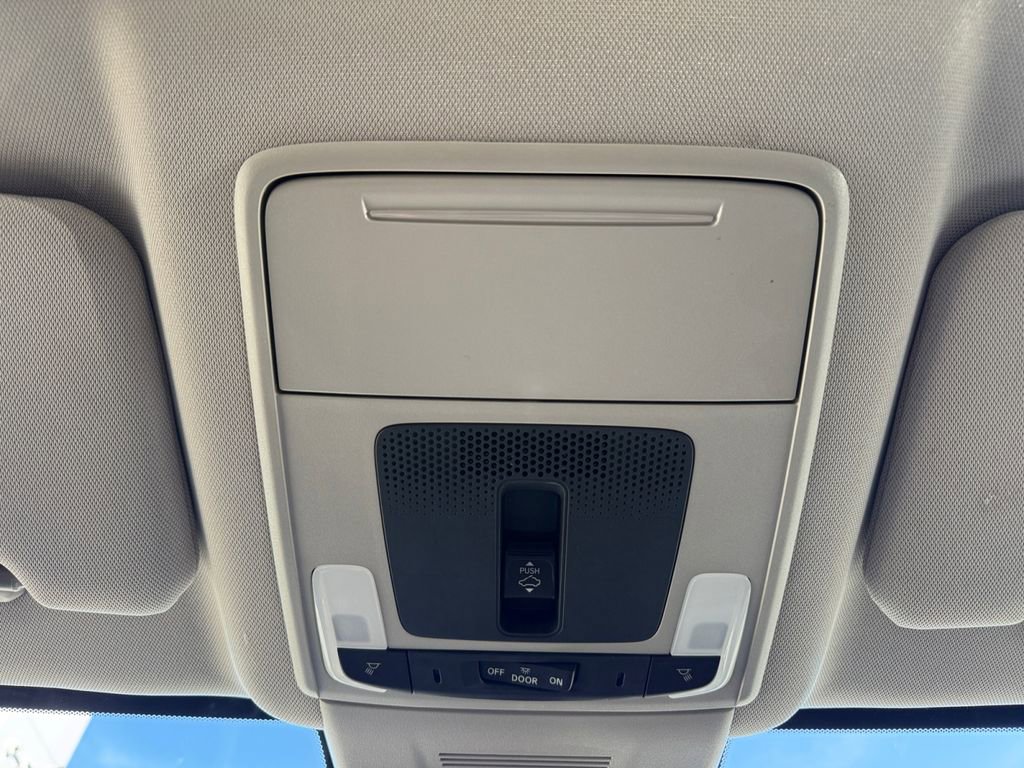 Used 2024 Honda CR-V EX-L image 31