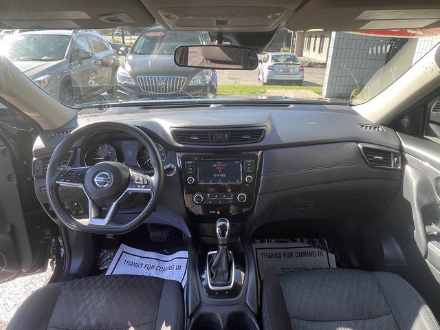 Used 2019 Nissan Rogue SV image 28