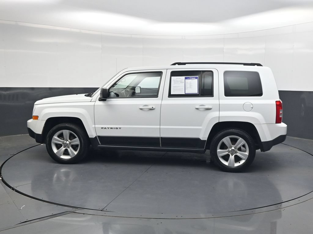 Used 2015 Jeep Patriot Latitude FWD image 7