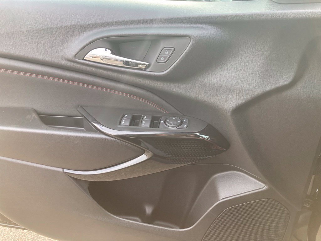 New 2026 Chevrolet Trax RS w/ Driver Confidence Package FWD image 19