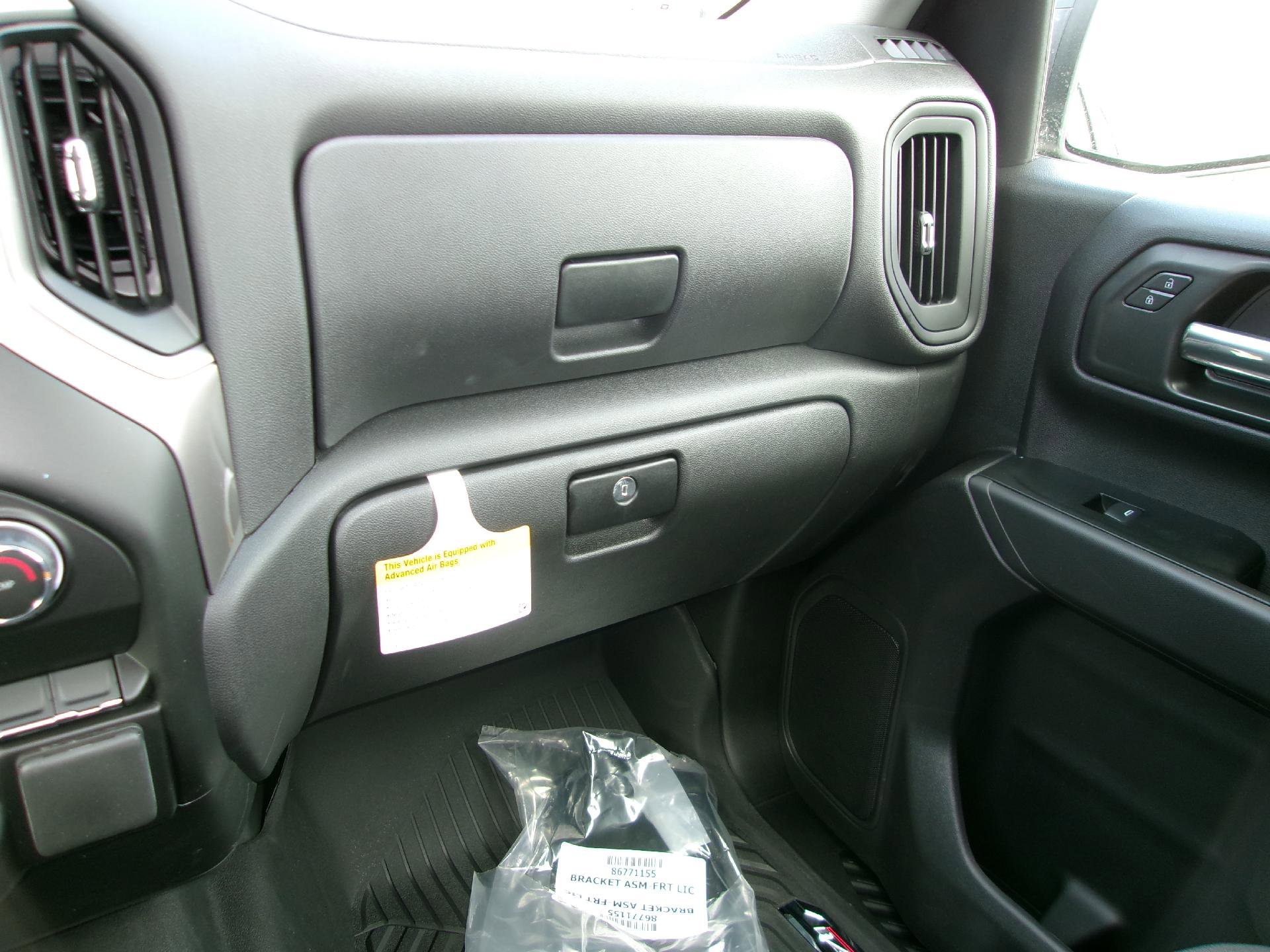 New 2026 Chevrolet Silverado 1500 Custom Trail Boss w/ Dark Appearance Package image 18