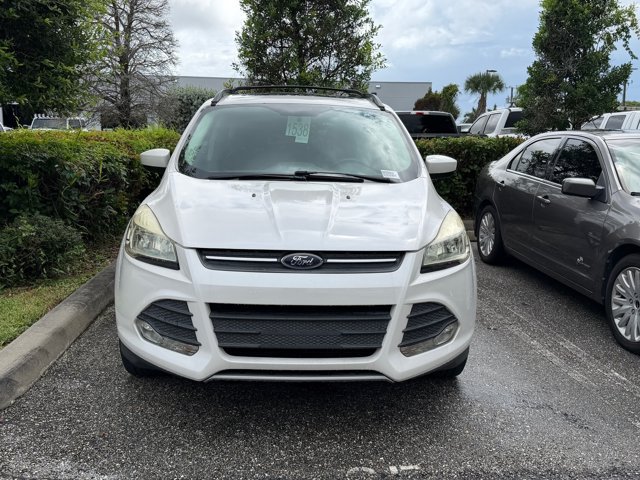 Used 2016 Ford Escape SE w/ SE Leather Comfort Package FWD image 2