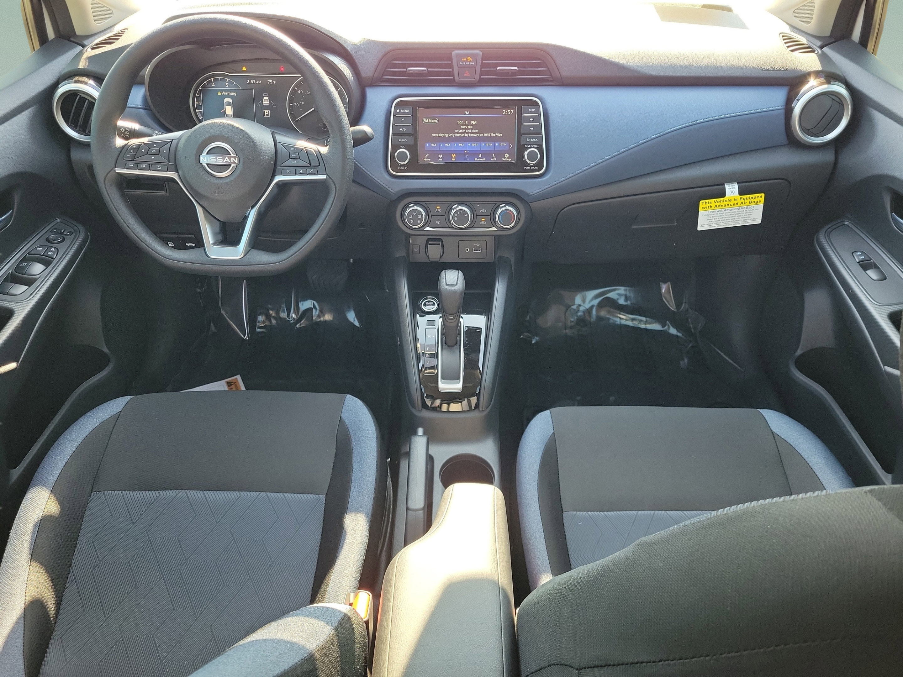 New 2025 Nissan Versa SV w/ Trunk Package FWD image 12