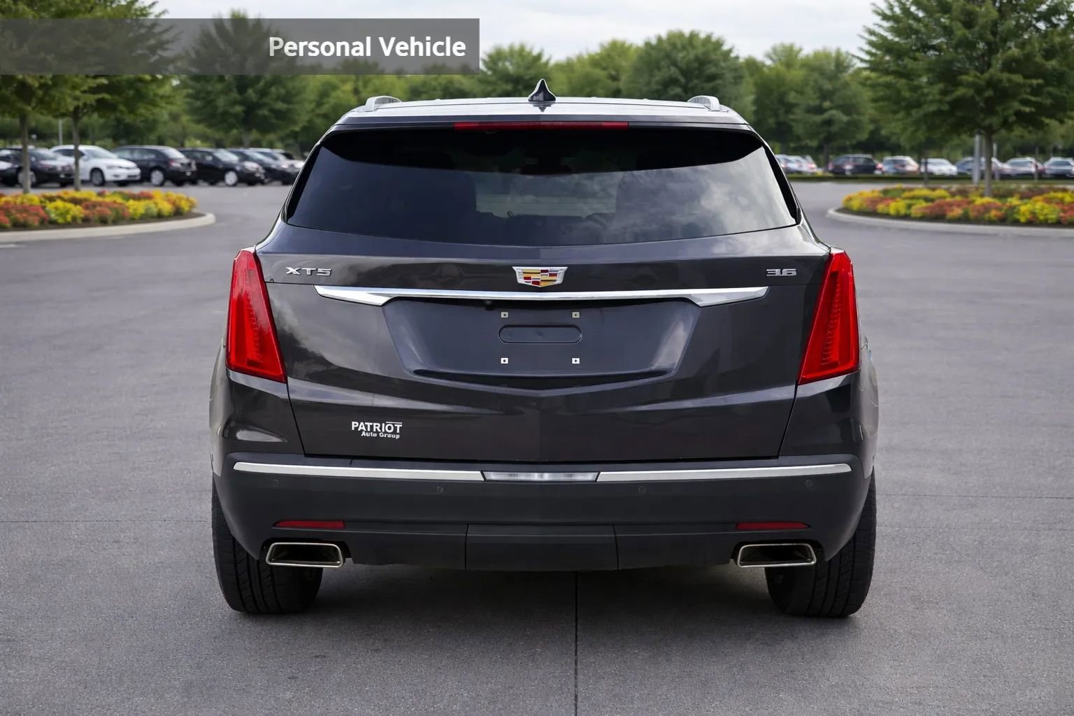 Used 2017 Cadillac XT5 Premium Luxury w/ Driver Assist Package image 4