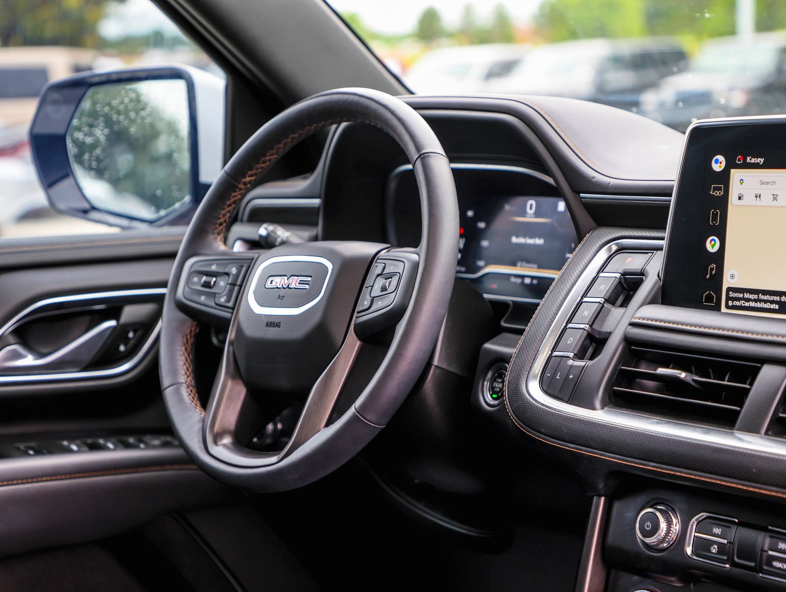 Used 2022 GMC Yukon AT4 AWD/4WD image 16
