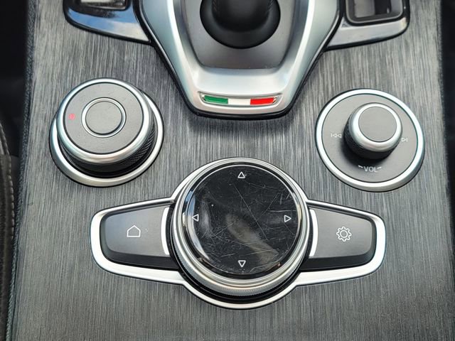 Used 2020 Alfa Romeo Stelvio Base w/ Nero Edizione image 26