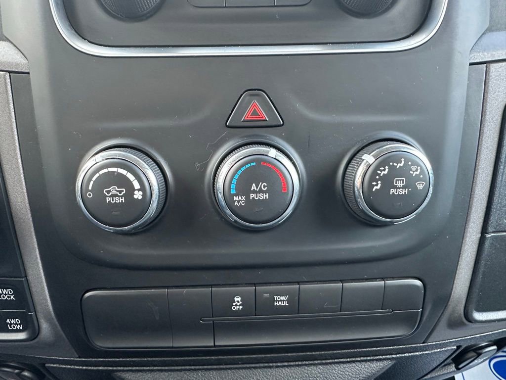 Used 2017 RAM 1500 Express image 18