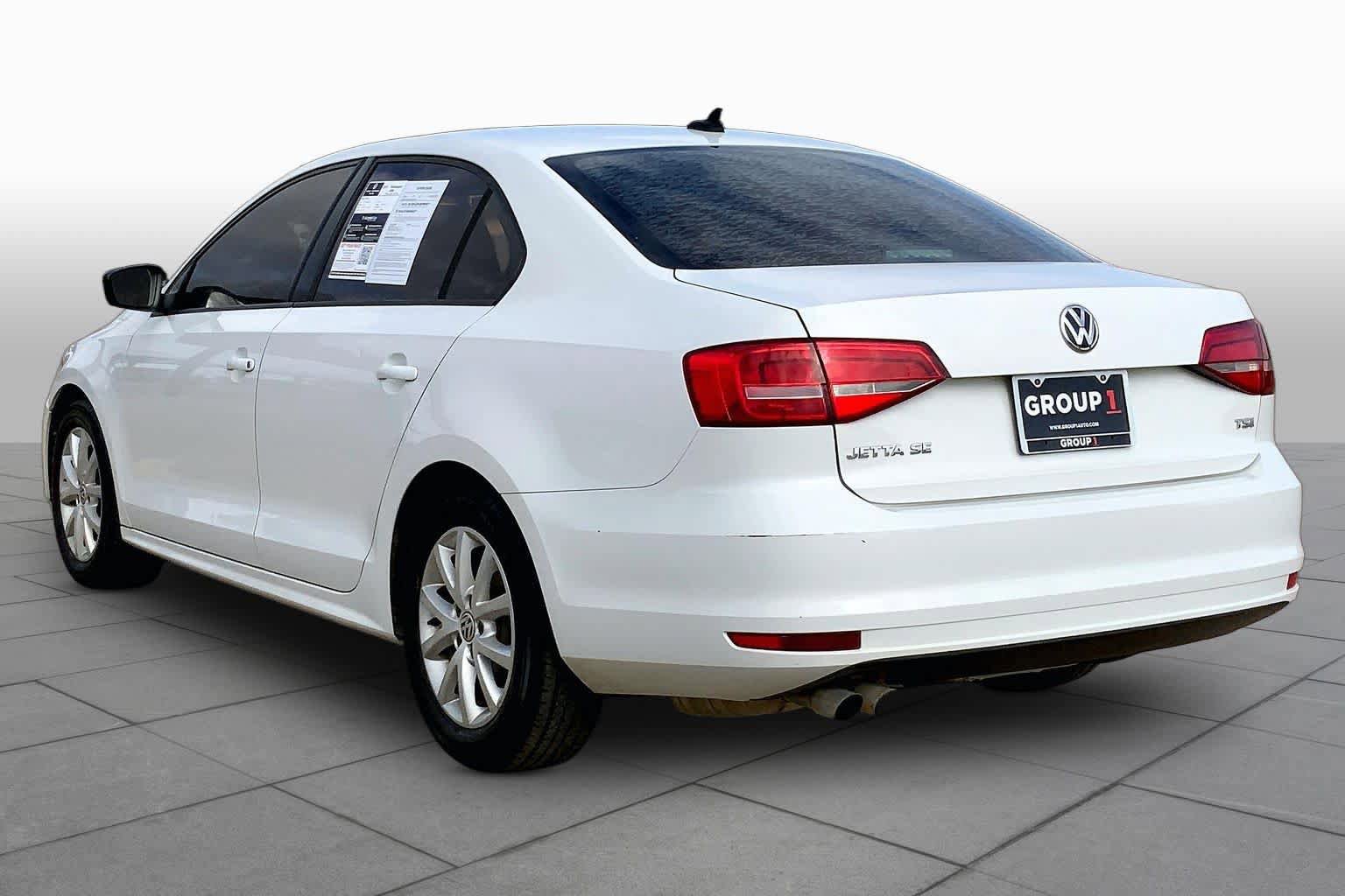 Used 2015 Volkswagen Jetta SE FWD image 11
