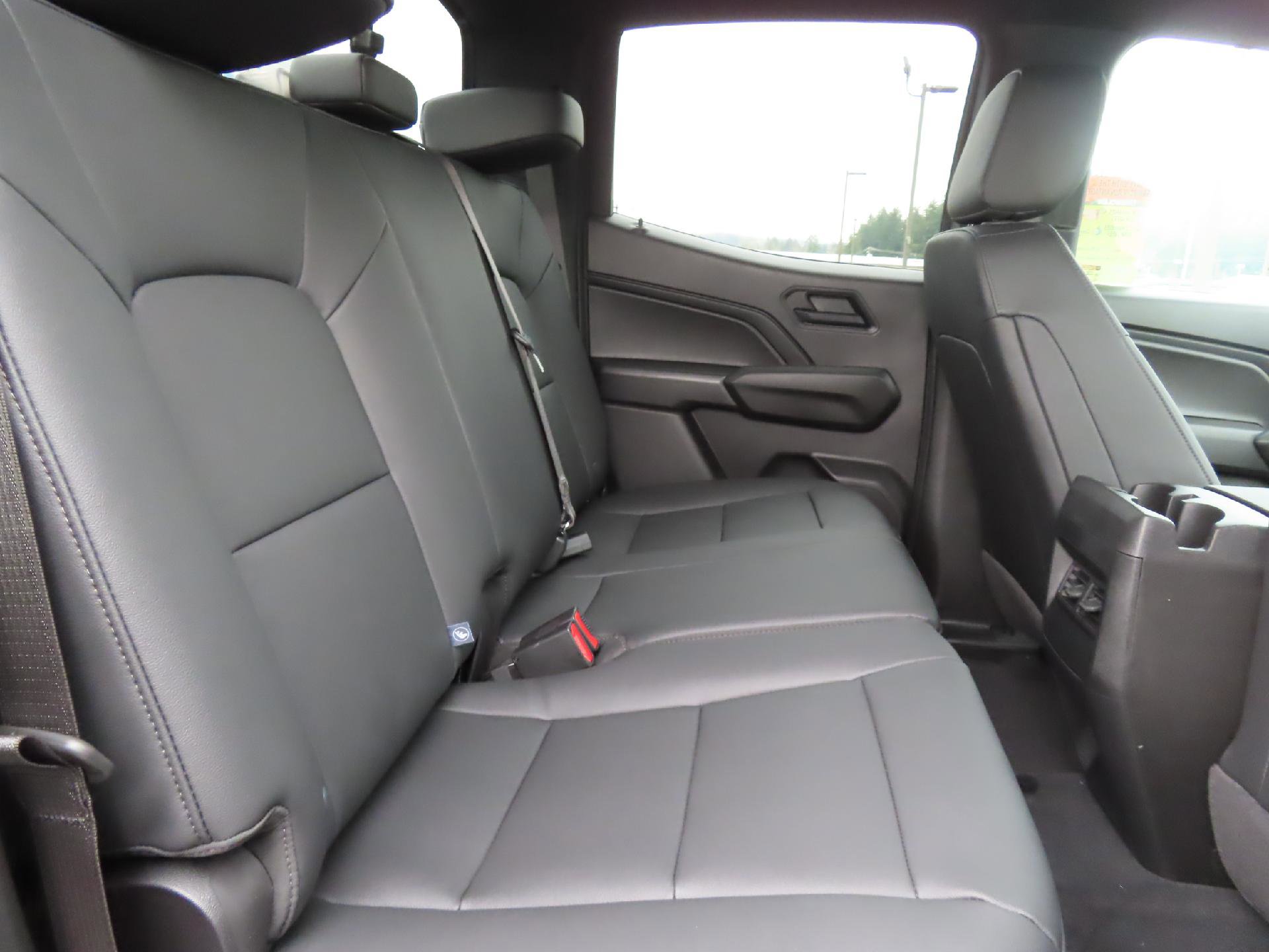 New 2025 Chevrolet Colorado Trail Boss w/ Midnight Edition image 35