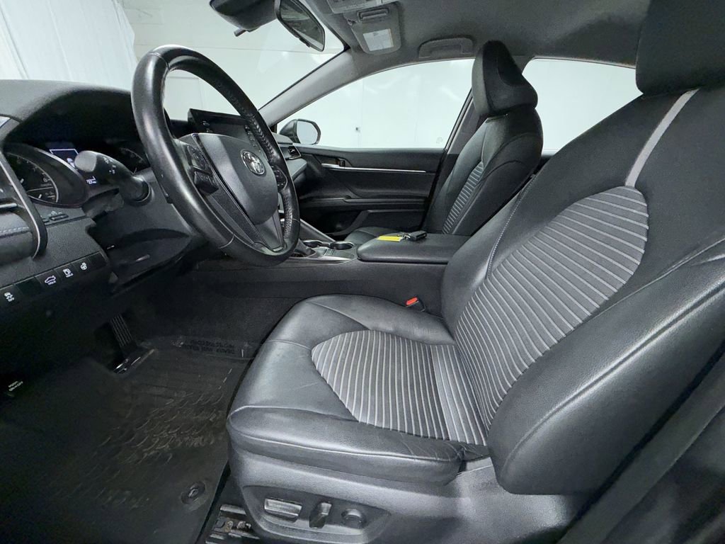 Certified 2023 Toyota Camry SE w/ Cold Weather Package FWD image 4