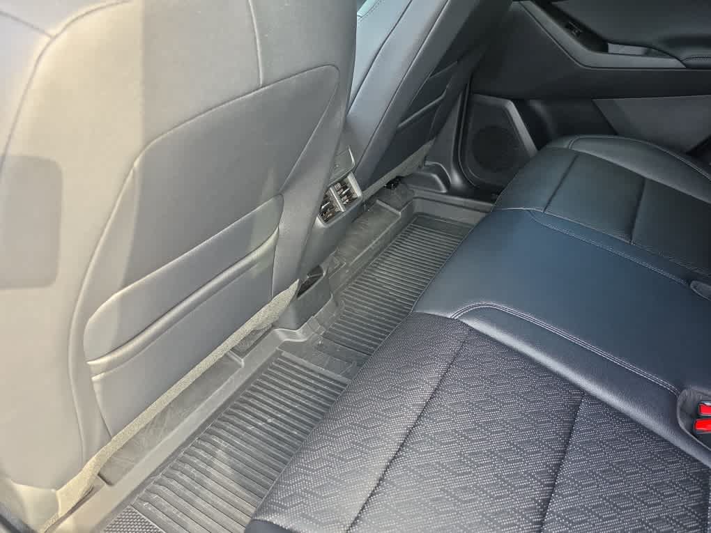 Used 2026 Chevrolet Equinox LT w/ Convenience Package II FWD image 27