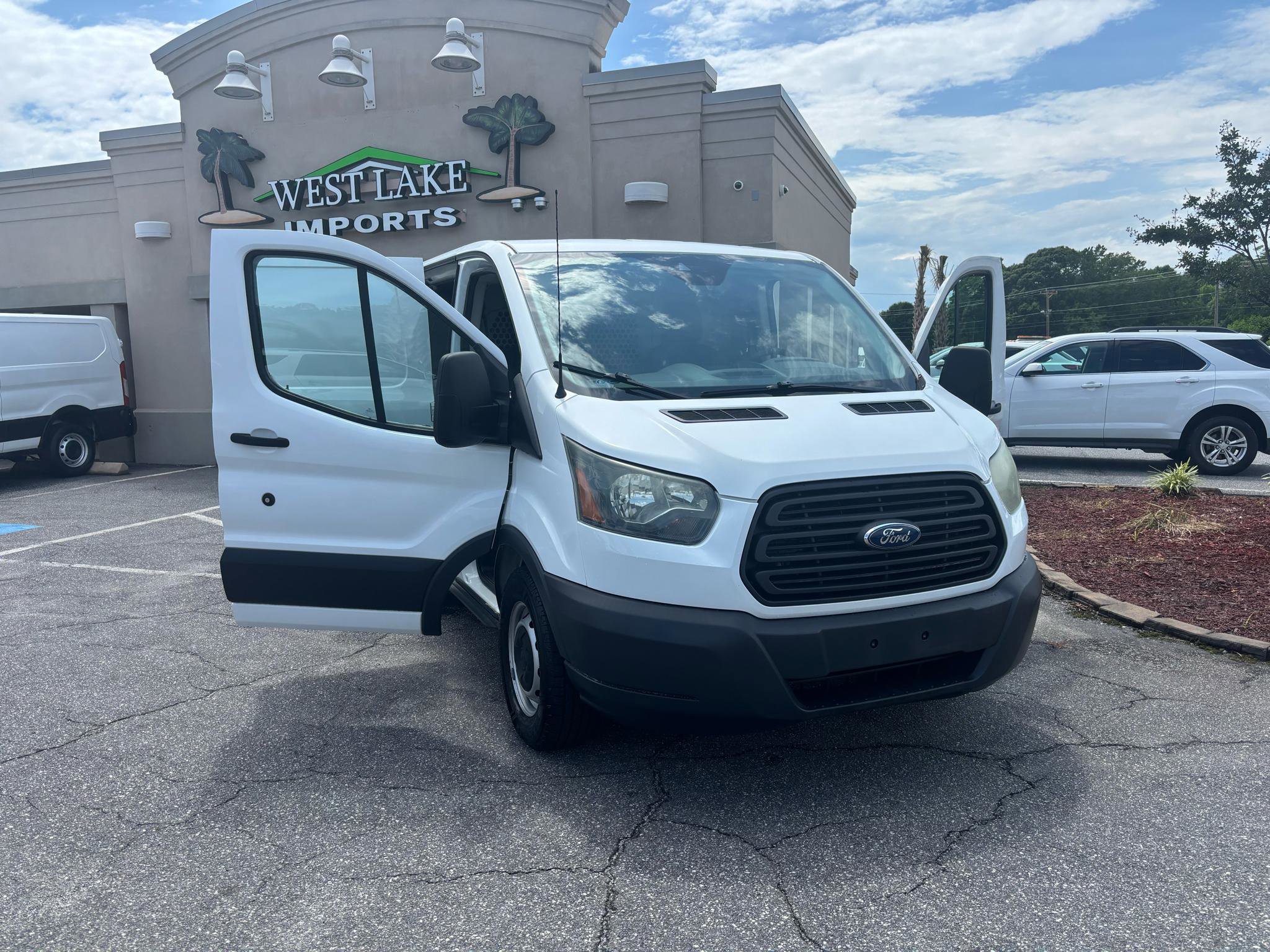 Used 2016 Ford Transit 150 130 Low Roof RWD image 23