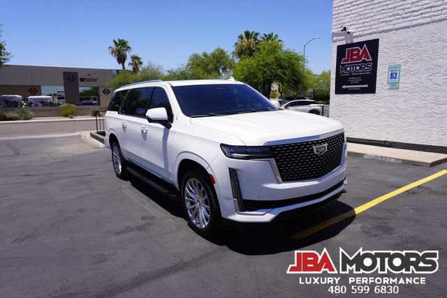 Used 2021 Cadillac Escalade ESV Premium Luxury AWD/4WD image 92