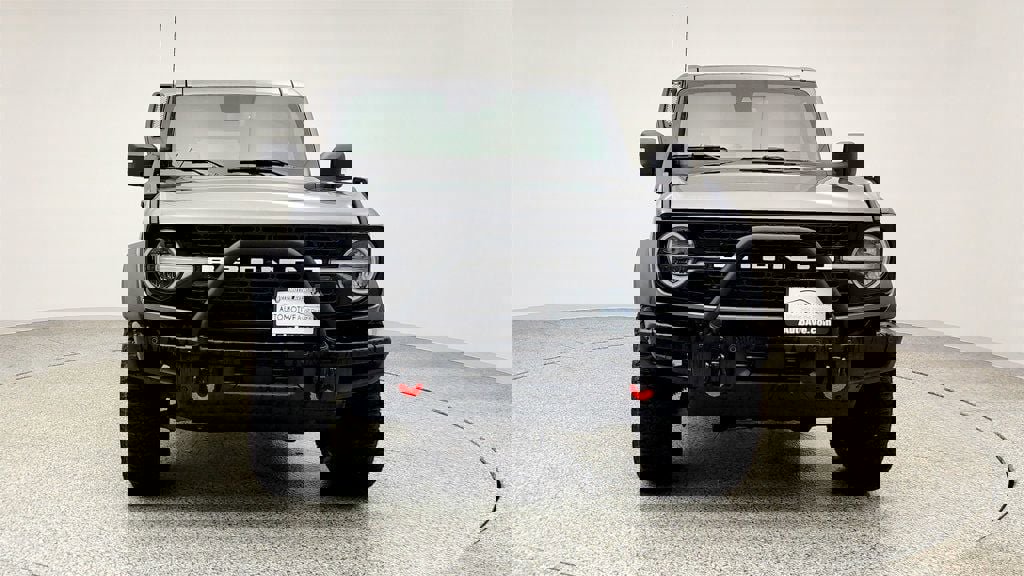 Used 2024 Ford Bronco Wildtrak image 2