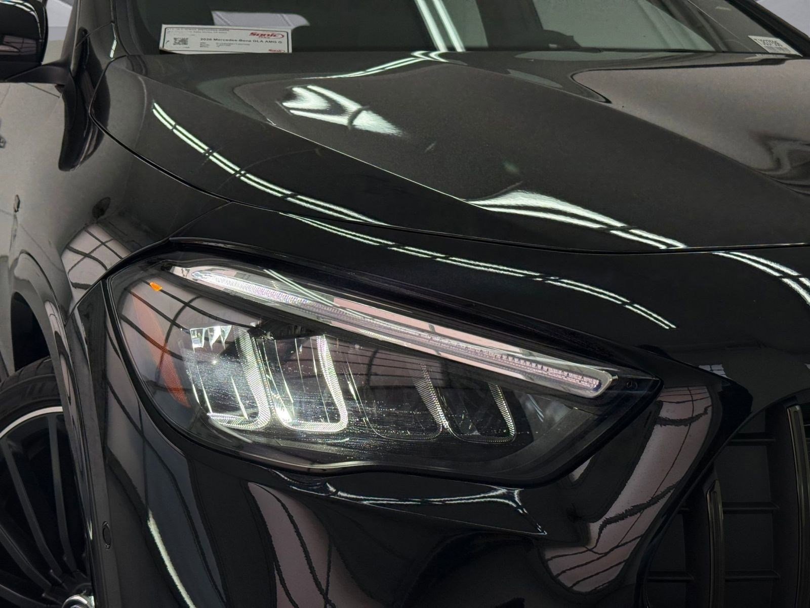 New 2026 Mercedes-Benz GLA 35 AMG 4MATIC image 10