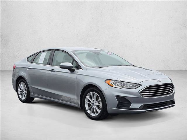 Used 2020 Ford Fusion SE FWD image 3