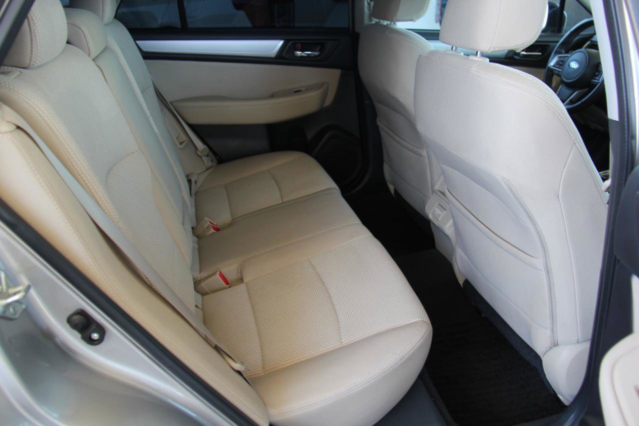 Used 2018 Subaru Outback 2.5i Premium AWD/4WD image 29