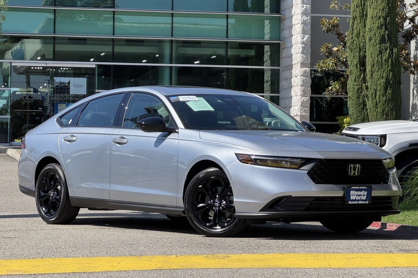 Certified 2025 Honda Accord SE image 8