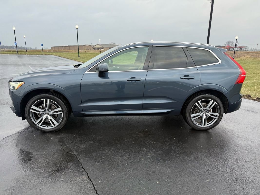 Used 2018 Volvo XC60 T5 Momentum w/ Vision Package image 8